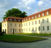 Castle Hotel Bed & Breakfast near Berlin courtyard photo